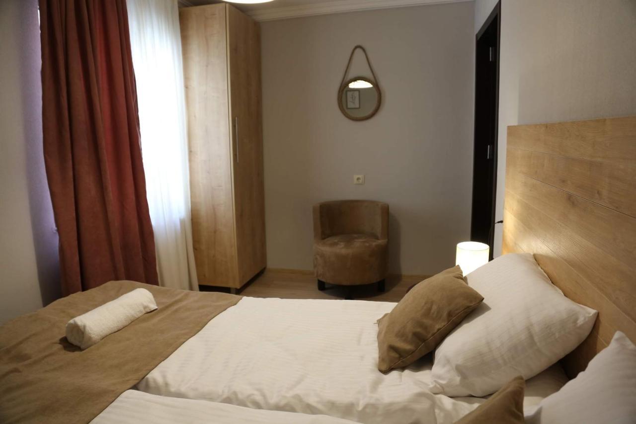 Griboedov Apartment Тбілісі Екстер'єр фото